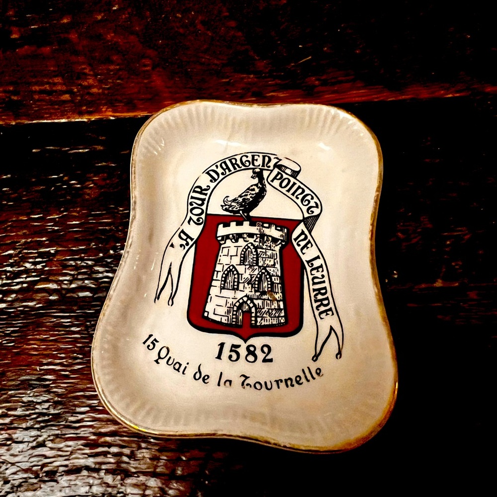Longchamp France vintage dish
